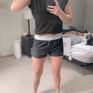 Large Under Armour training shorts